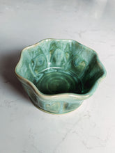 Ivy Green Bowl